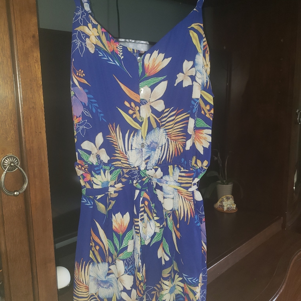 Romper - Picture 2 of 5